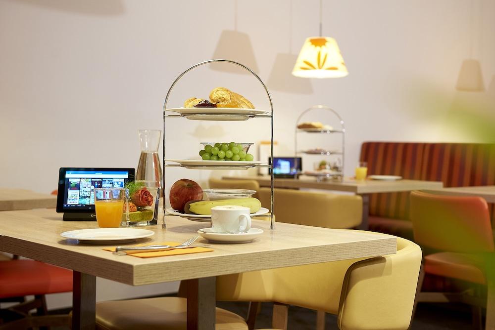 Simm'S Hotel - Cityhotel Next To Metro U3 Виена Екстериор снимка